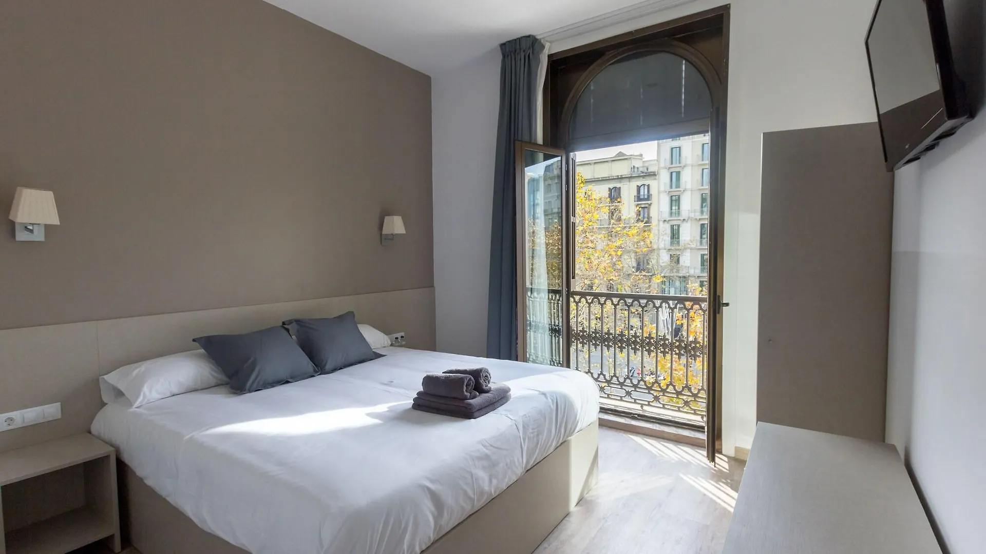 *** Konukevi Hostalin Barcelona Passeig De Gracia İspanya