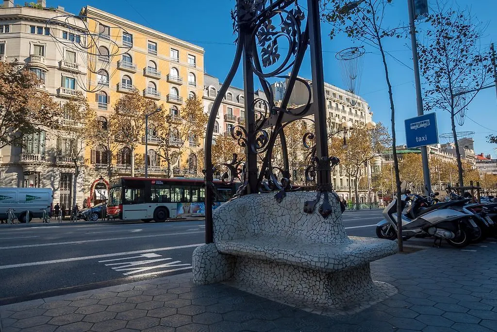 Hostalin Barcelona Passeig De Gracia Konukevi